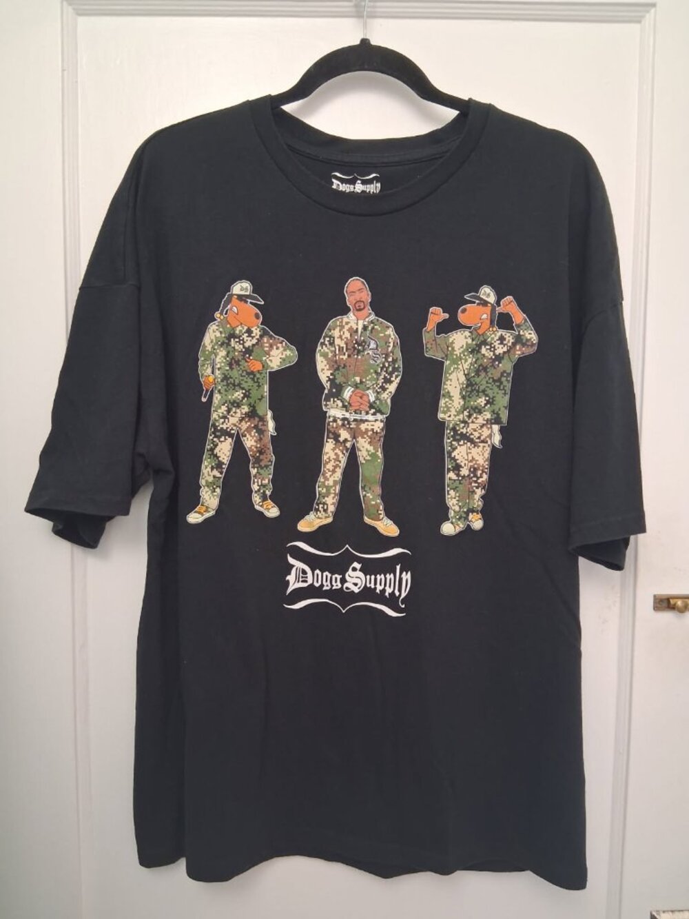 Men's Black Dogg Supply By Snoop Dogg Graphic T-Shirt